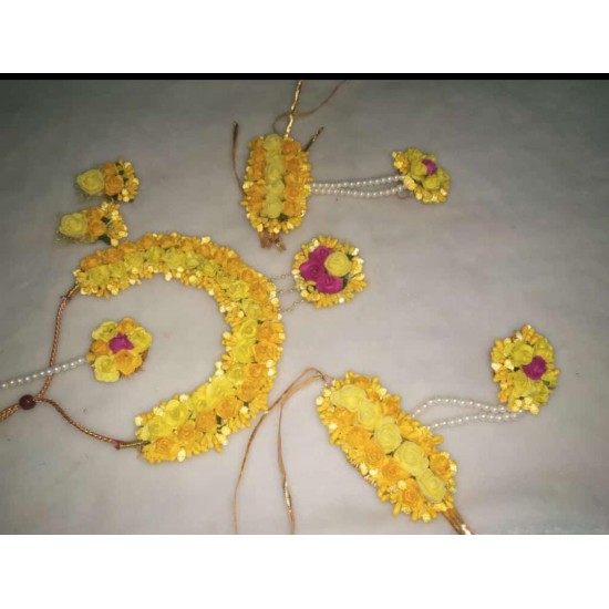 FLOWER NECKLESS  SET 